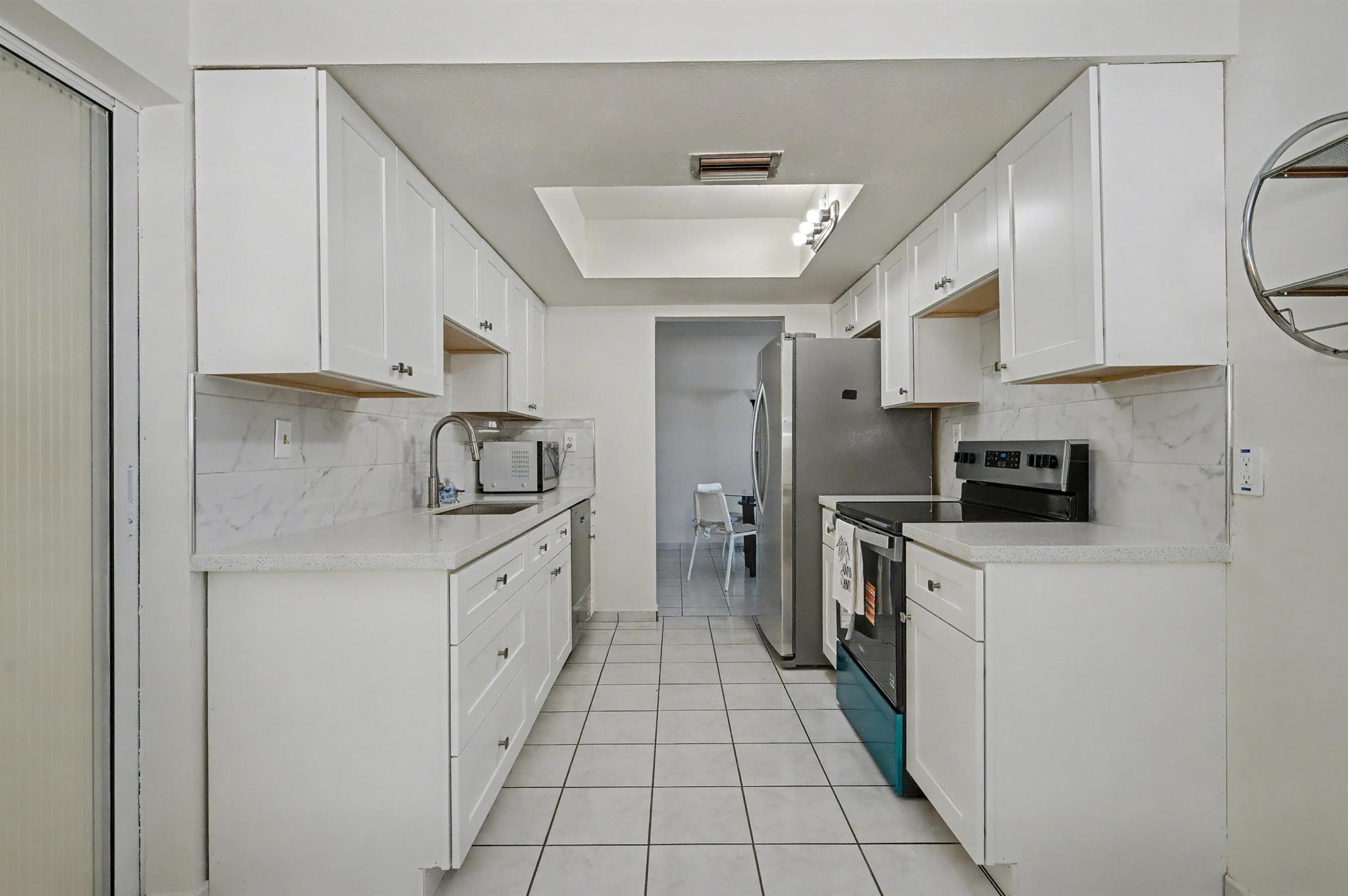 MAINLANDS OF TAMARAC LAKE - Residential