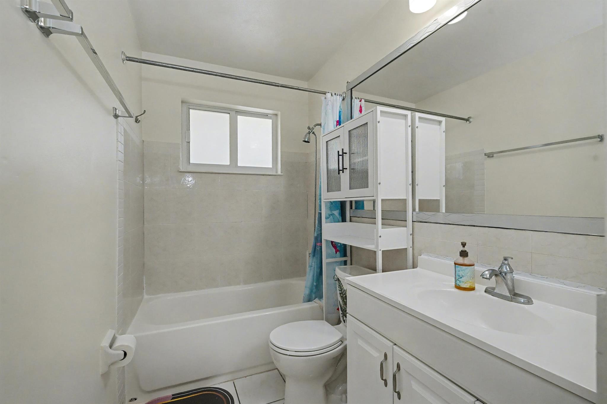 MAINLANDS OF TAMARAC LAKE - Residential