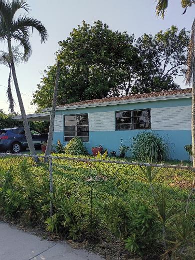 2731 NW 16TH Court, Fort Lauderdale FL 33311