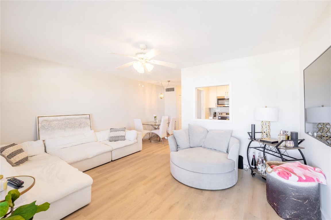 Maybury Mansions - Residential