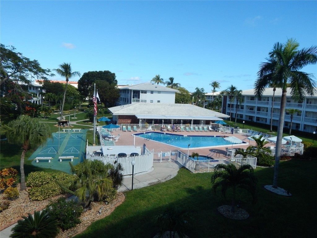 Maybury Mansions - Residential