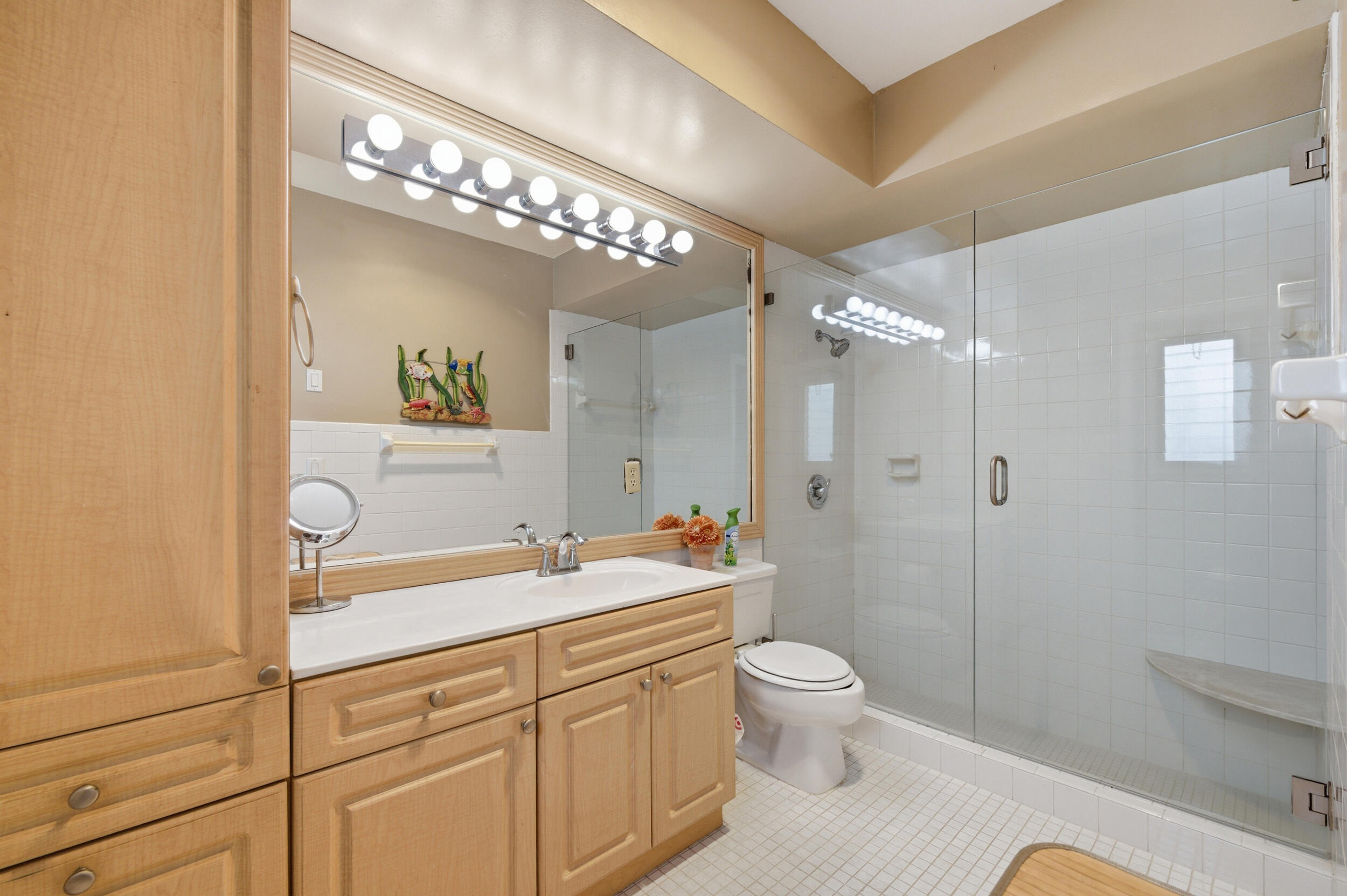 PEMBROKE LAKES SEC 6 - Residential