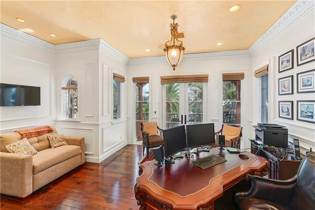 Isla Bahia 47-27 B - Residential