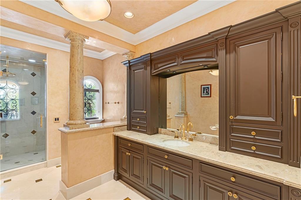 Isla Bahia 47-27 B - Residential