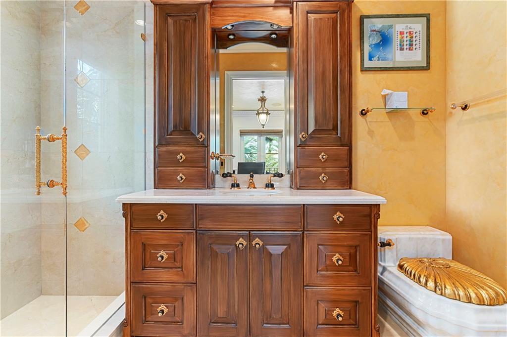 Isla Bahia 47-27 B - Residential