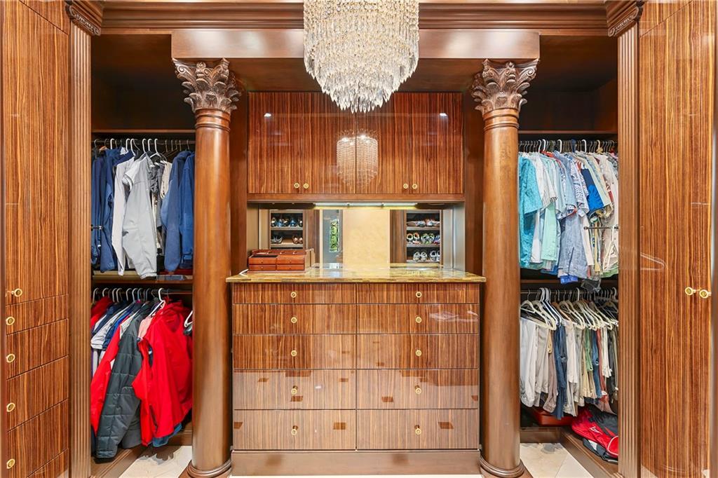 Isla Bahia 47-27 B - Residential