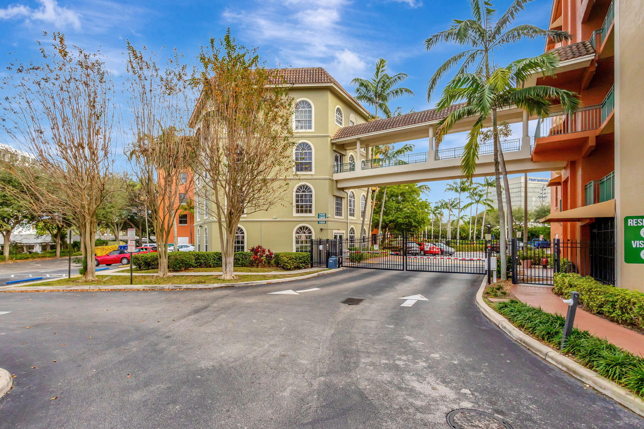 PARK PLACE CONDO - Residential Lease