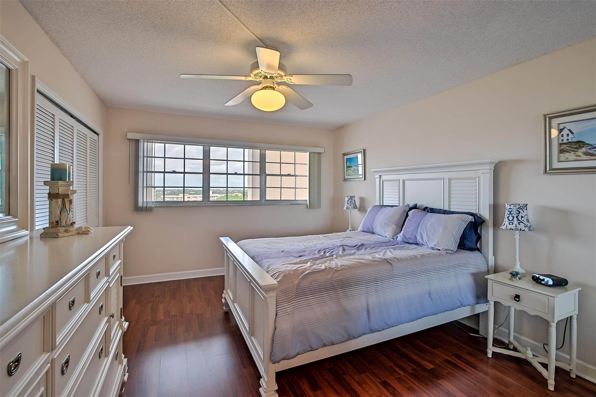 NO 22 PALM-AIRE COUNTRY C - Residential Lease