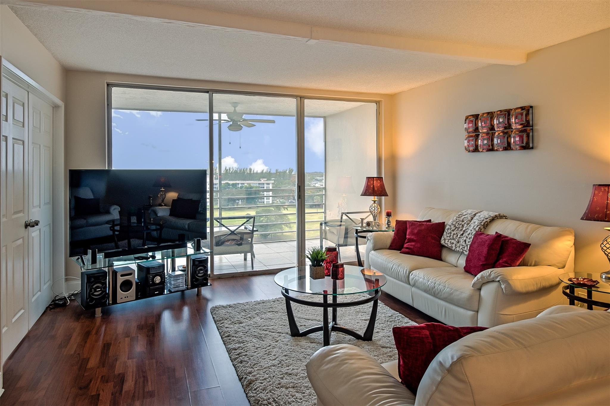 NO 22 PALM-AIRE COUNTRY C - Residential Lease