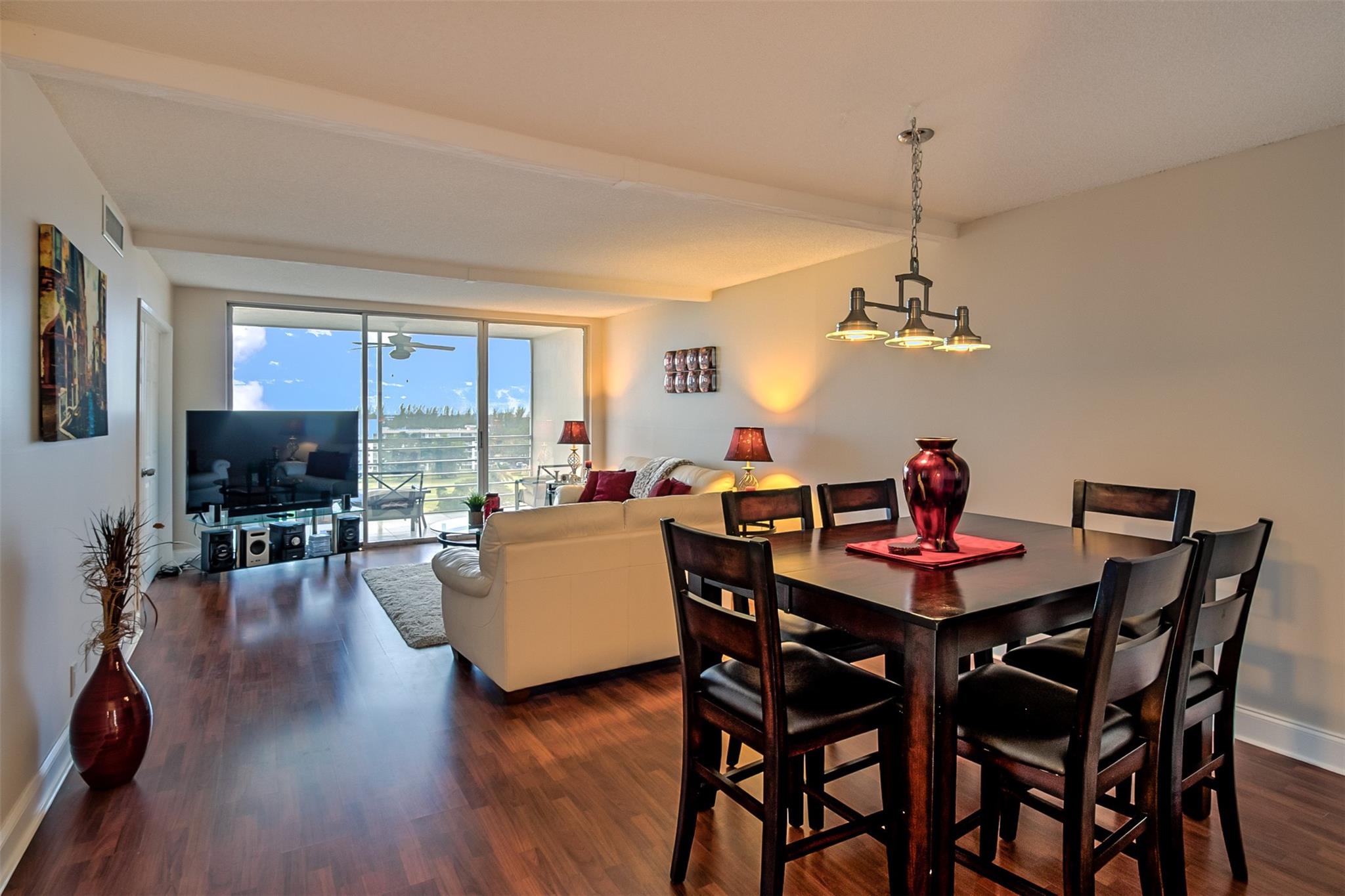 NO 22 PALM-AIRE COUNTRY C - Residential Lease