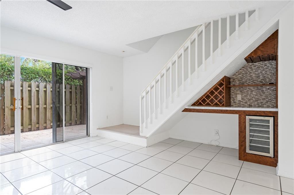 Colony Courts - Residential