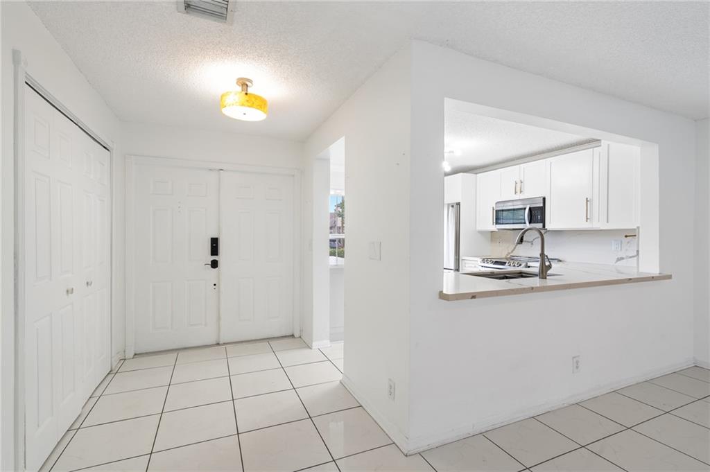 Colony Courts - Residential