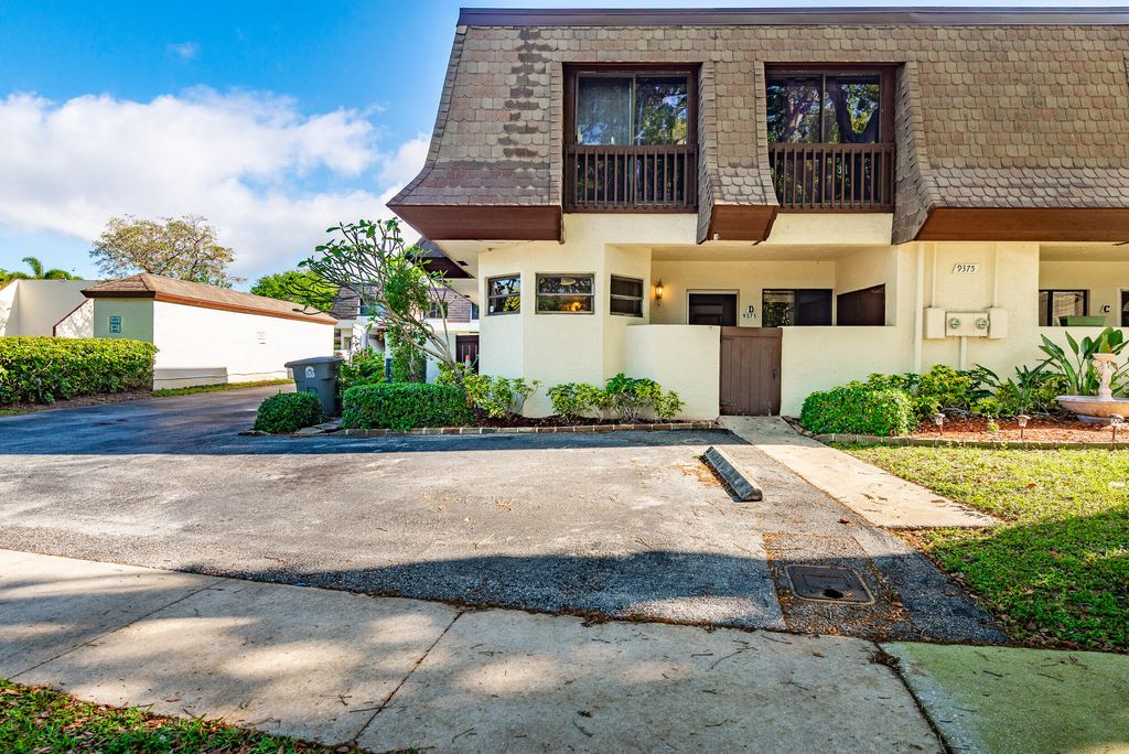 Photo of 9375 SW 61st Way SW #D, Boca Raton, FL 33428 (MLS # B26005123)