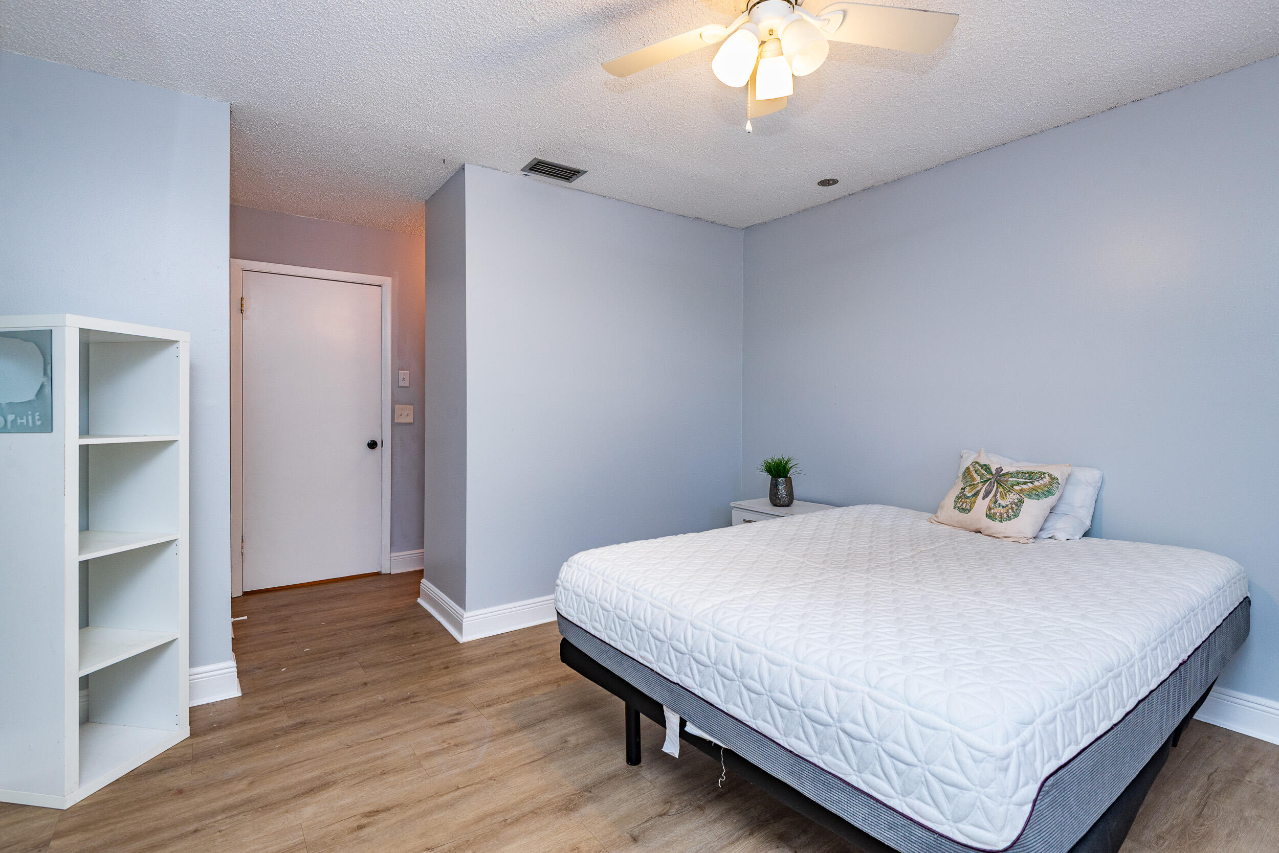 CHATEAU ON THE KNOLL - Residential