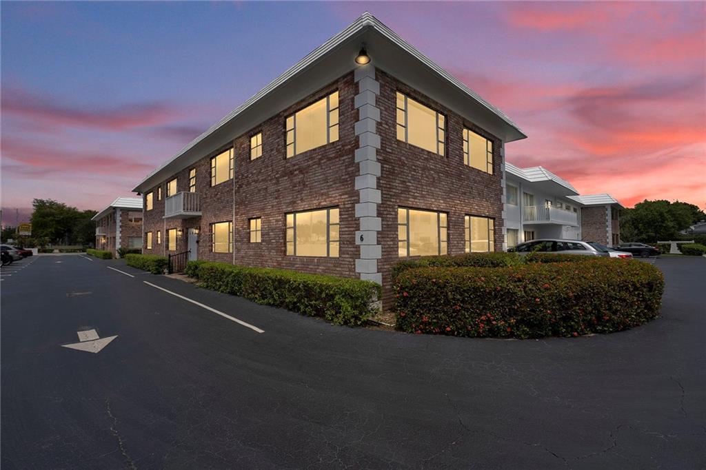 THE VIRGINIAN APARTMENTS - Residential
