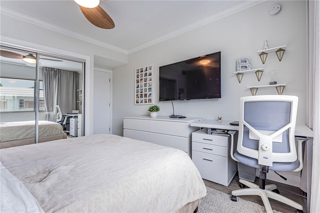 THE VIRGINIAN APARTMENTS - Residential
