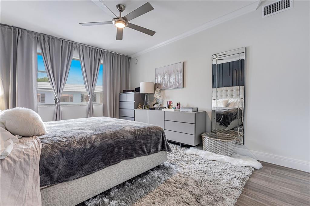 THE VIRGINIAN APARTMENTS - Residential