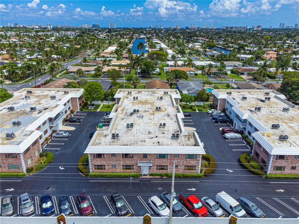 THE VIRGINIAN APARTMENTS - Residential