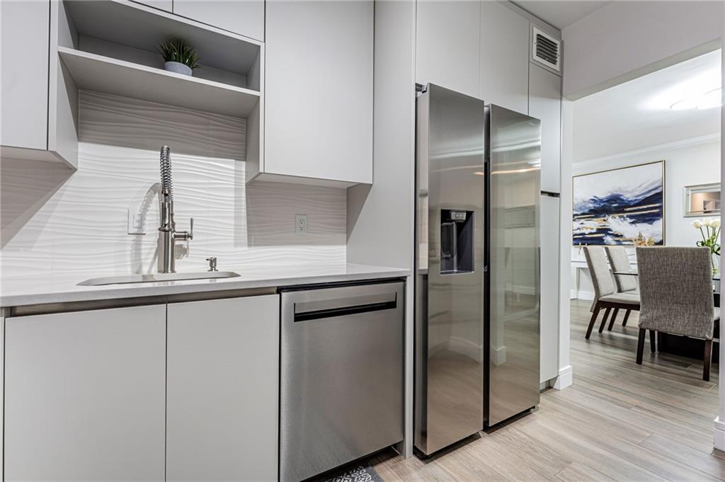 THE VIRGINIAN APARTMENTS - Residential