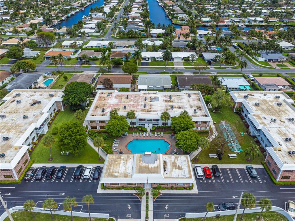 THE VIRGINIAN APARTMENTS - Residential