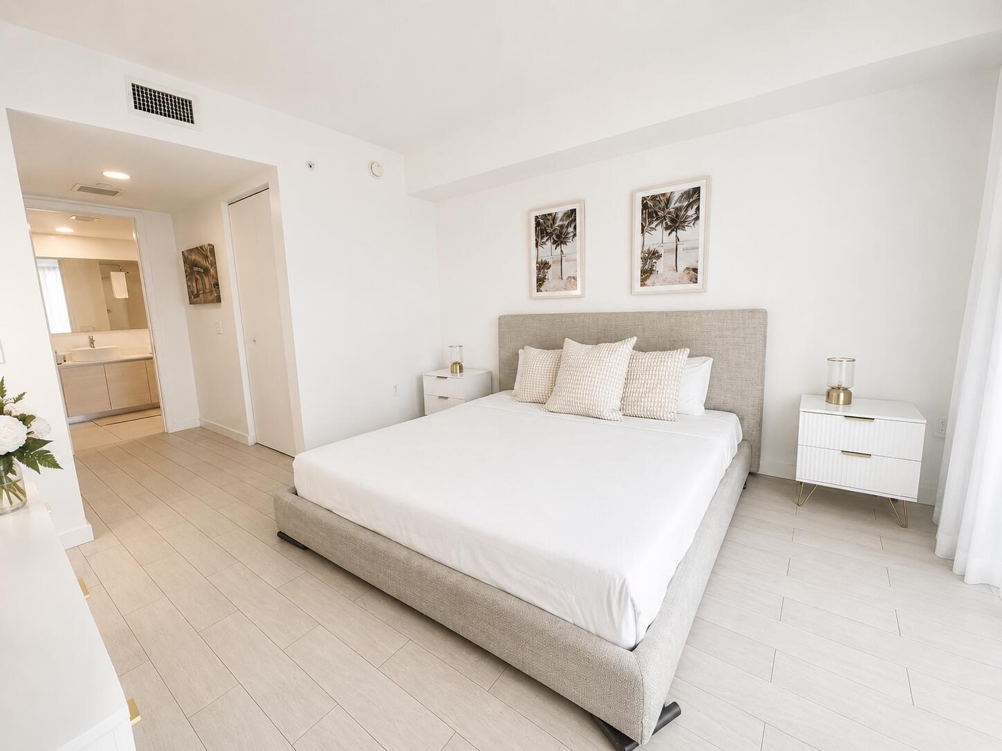 2602 E HALLANDALE BEACH Boulevard R403