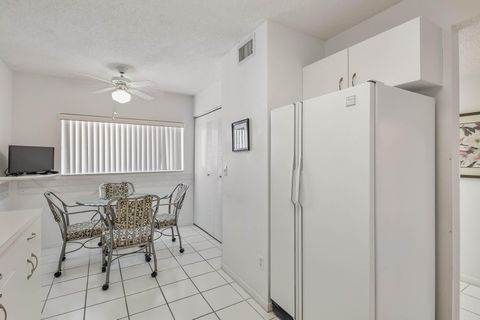Tiny photo for 4735 E Lucerne Lakes Blvd Blvd E #308, Lake Worth, FL 33467 (MLS # B26013074)