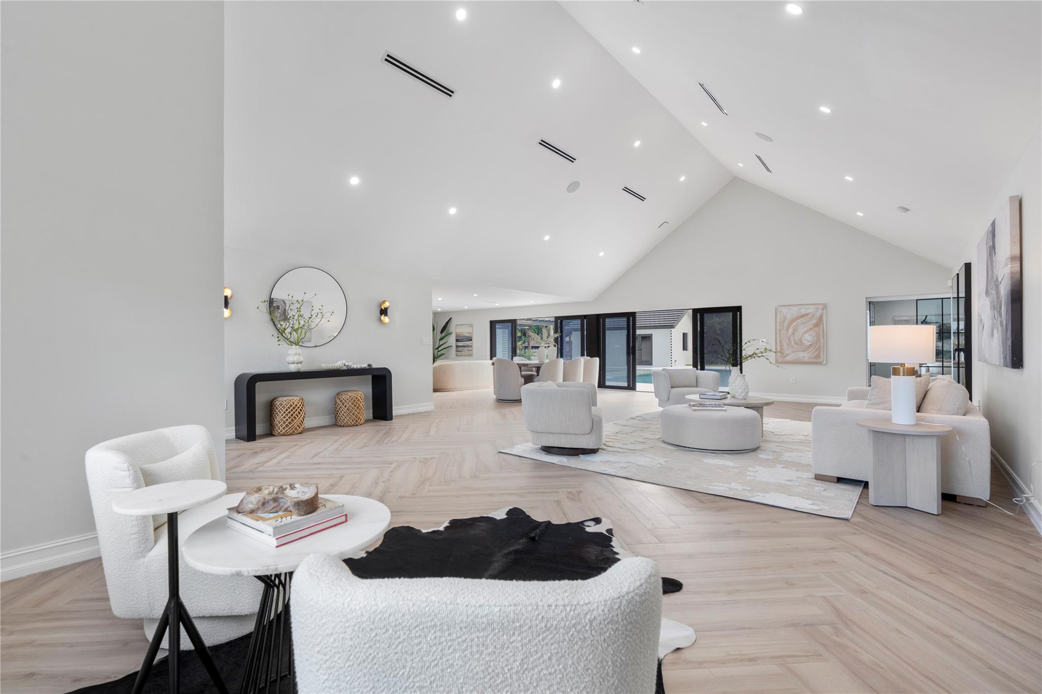 SUNSHINE RANCHES - Residential