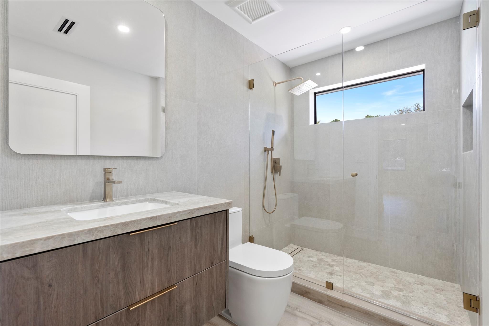 SUNSHINE RANCHES - Residential