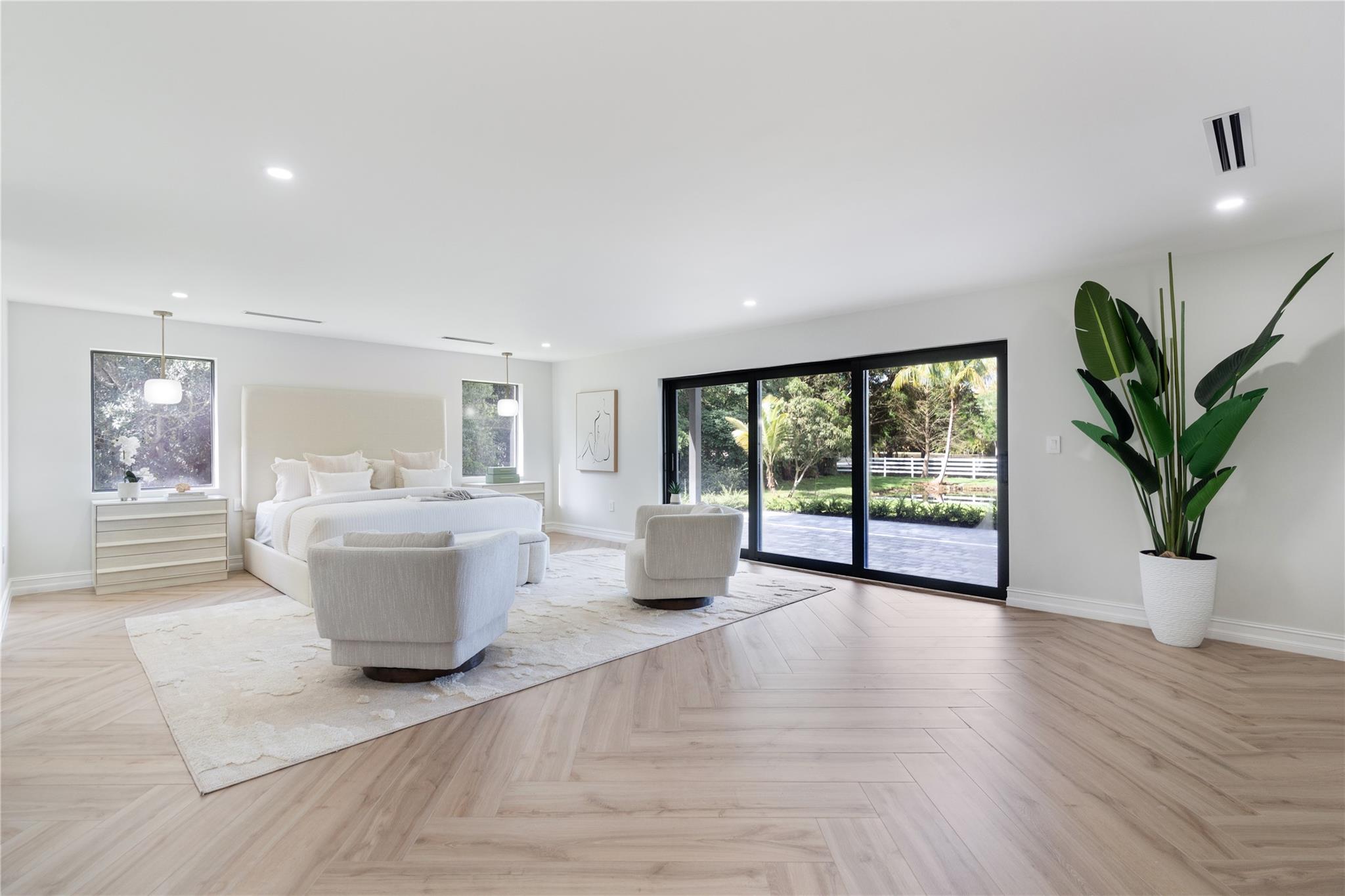 SUNSHINE RANCHES - Residential