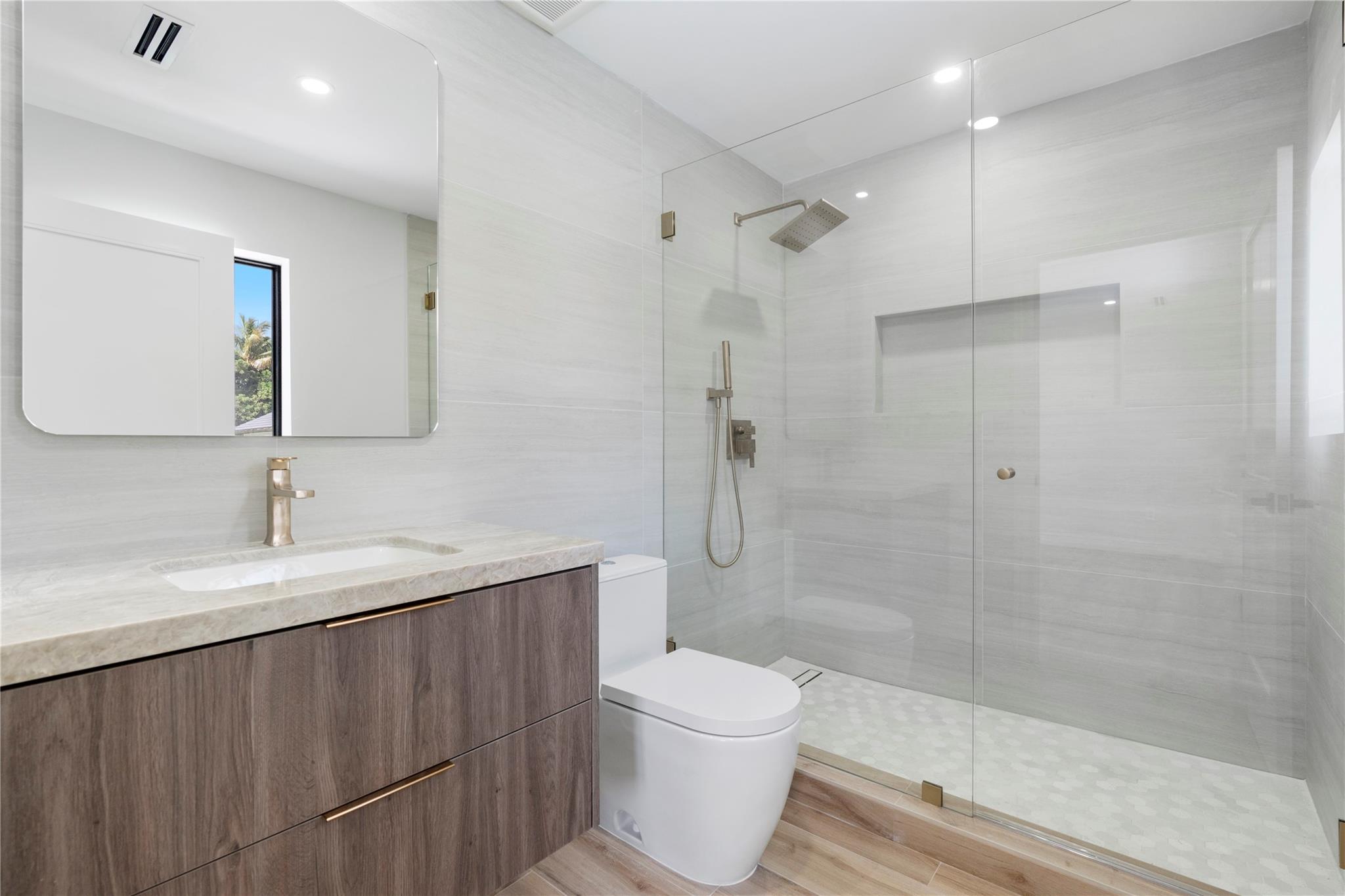 SUNSHINE RANCHES - Residential