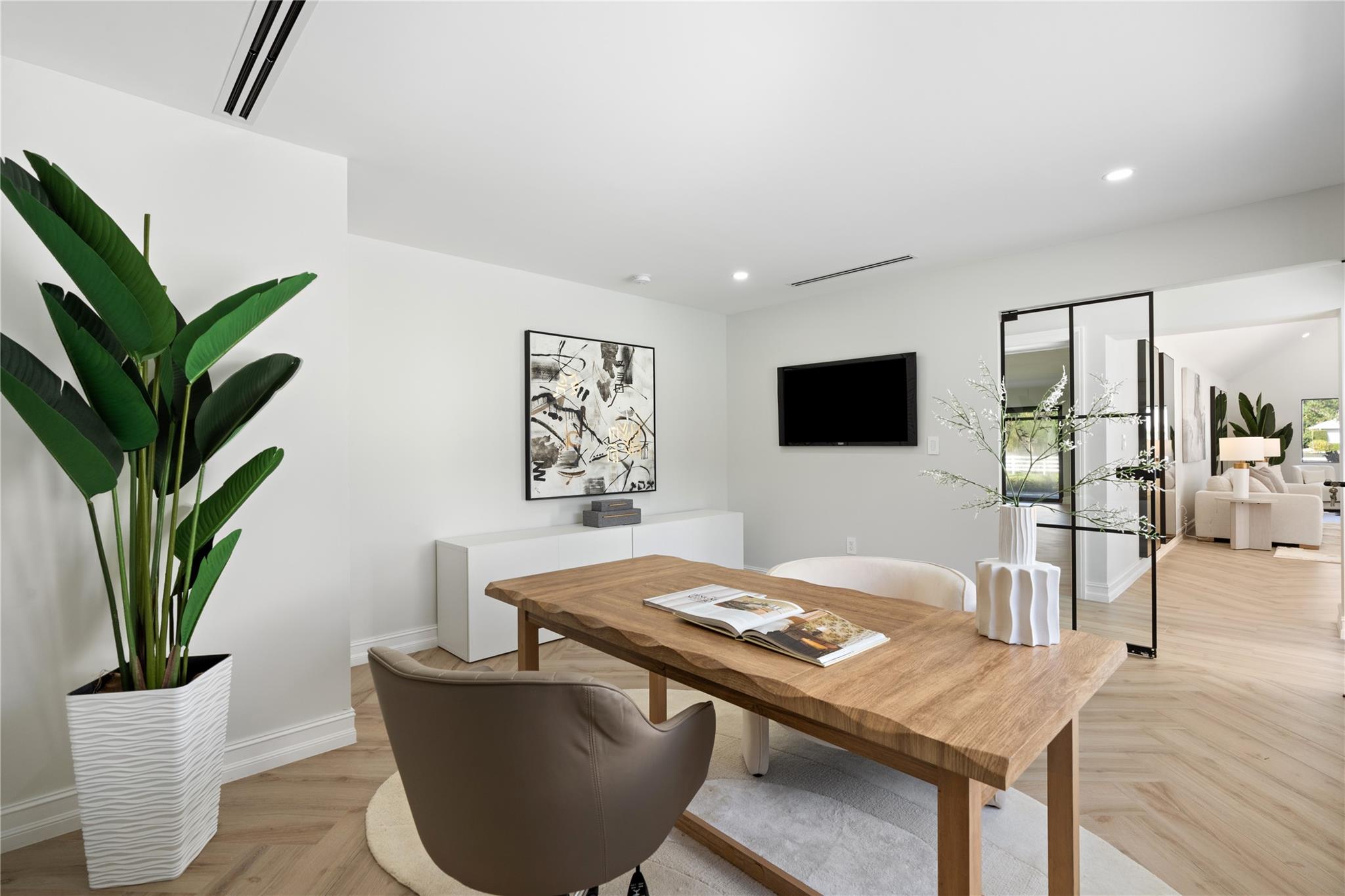 SUNSHINE RANCHES - Residential