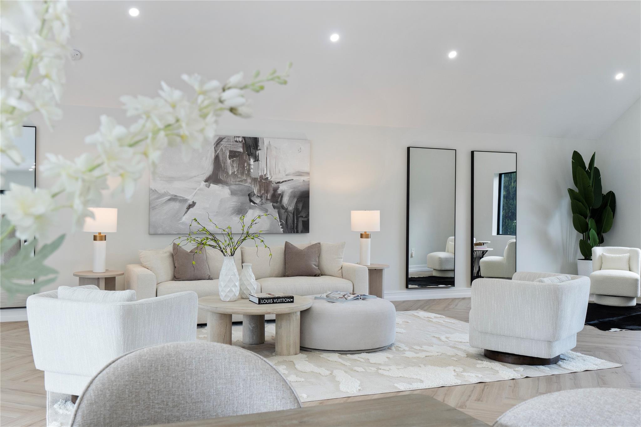 SUNSHINE RANCHES - Residential