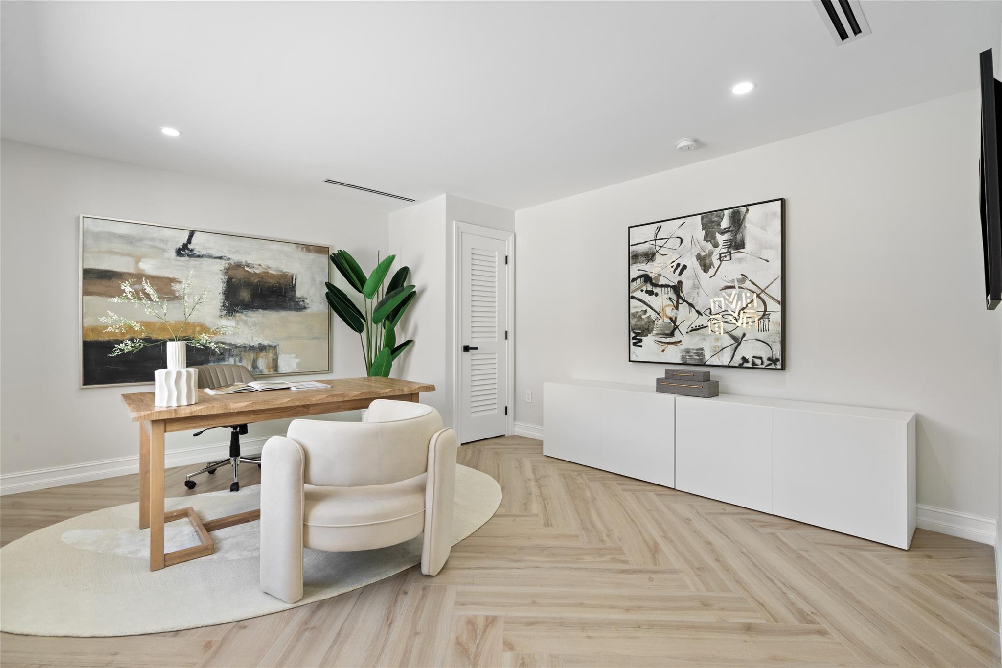 SUNSHINE RANCHES - Residential