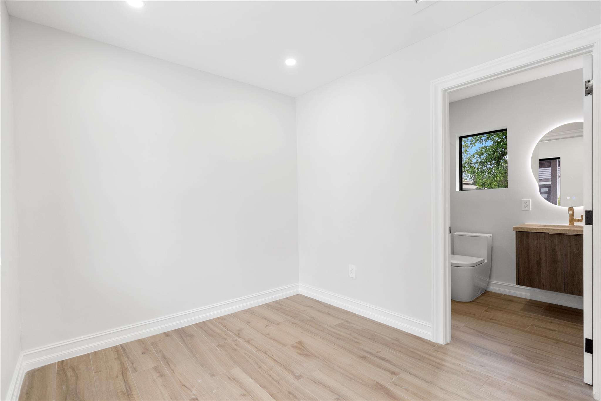 SUNSHINE RANCHES - Residential