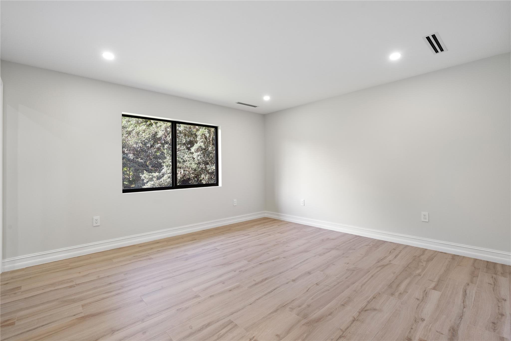 SUNSHINE RANCHES - Residential