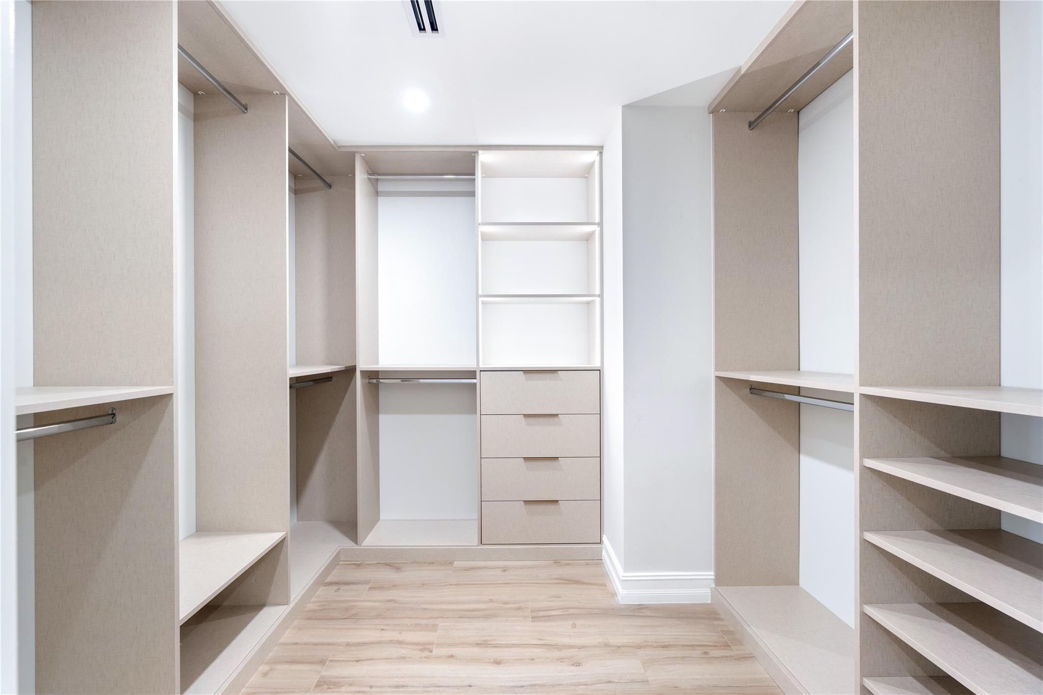 SUNSHINE RANCHES - Residential