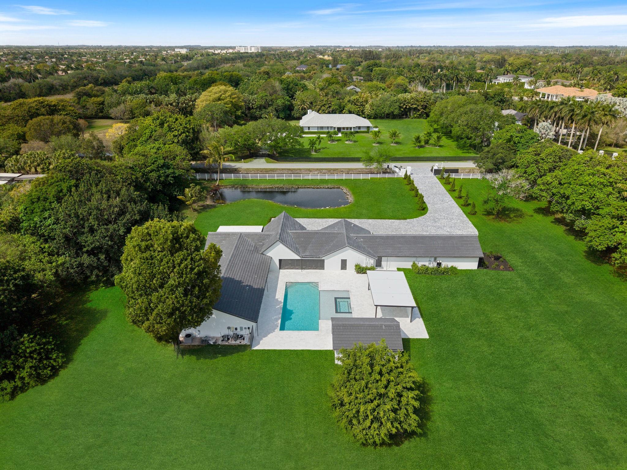 SUNSHINE RANCHES - Residential