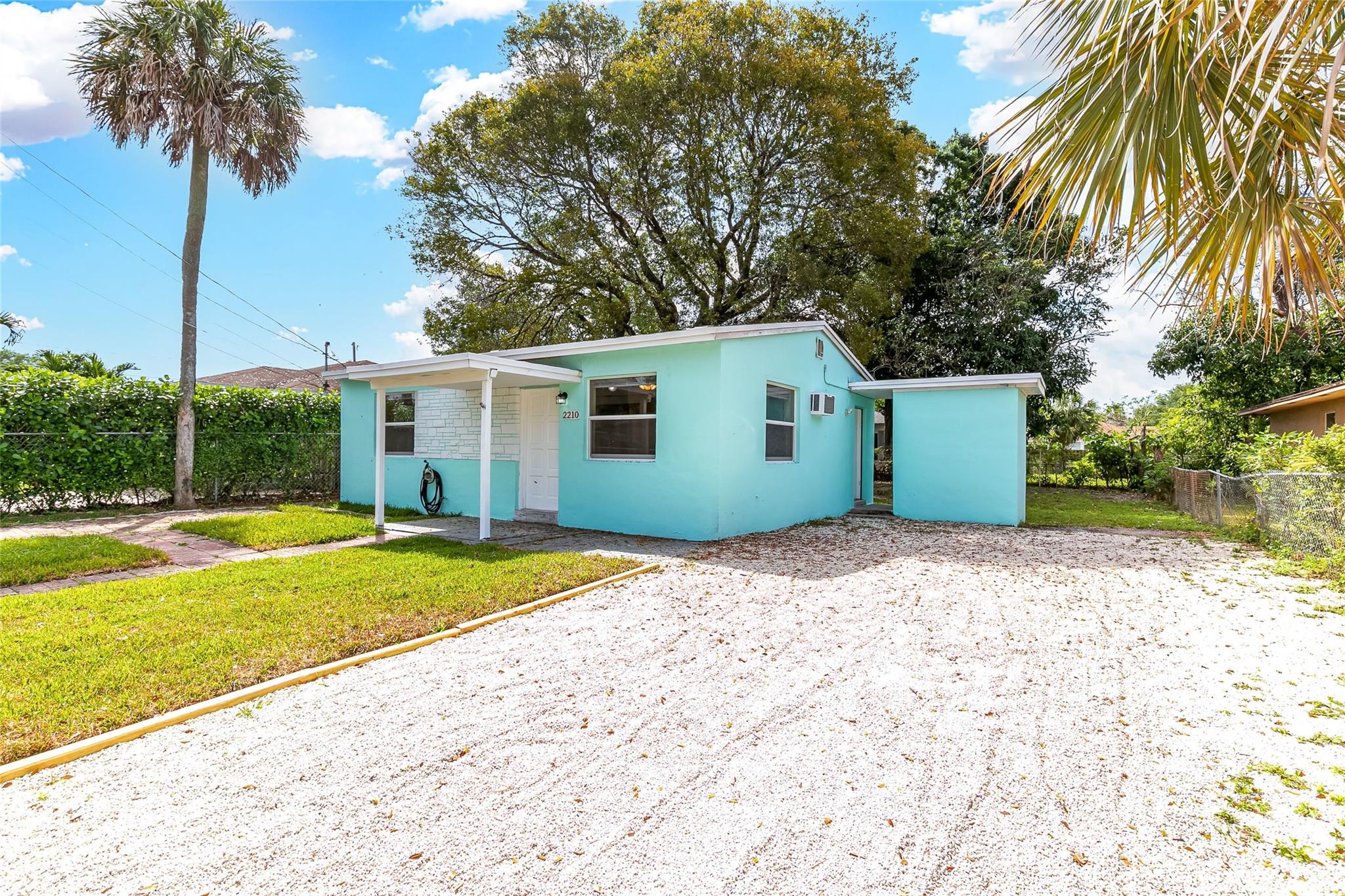 2210 NW 5th Street