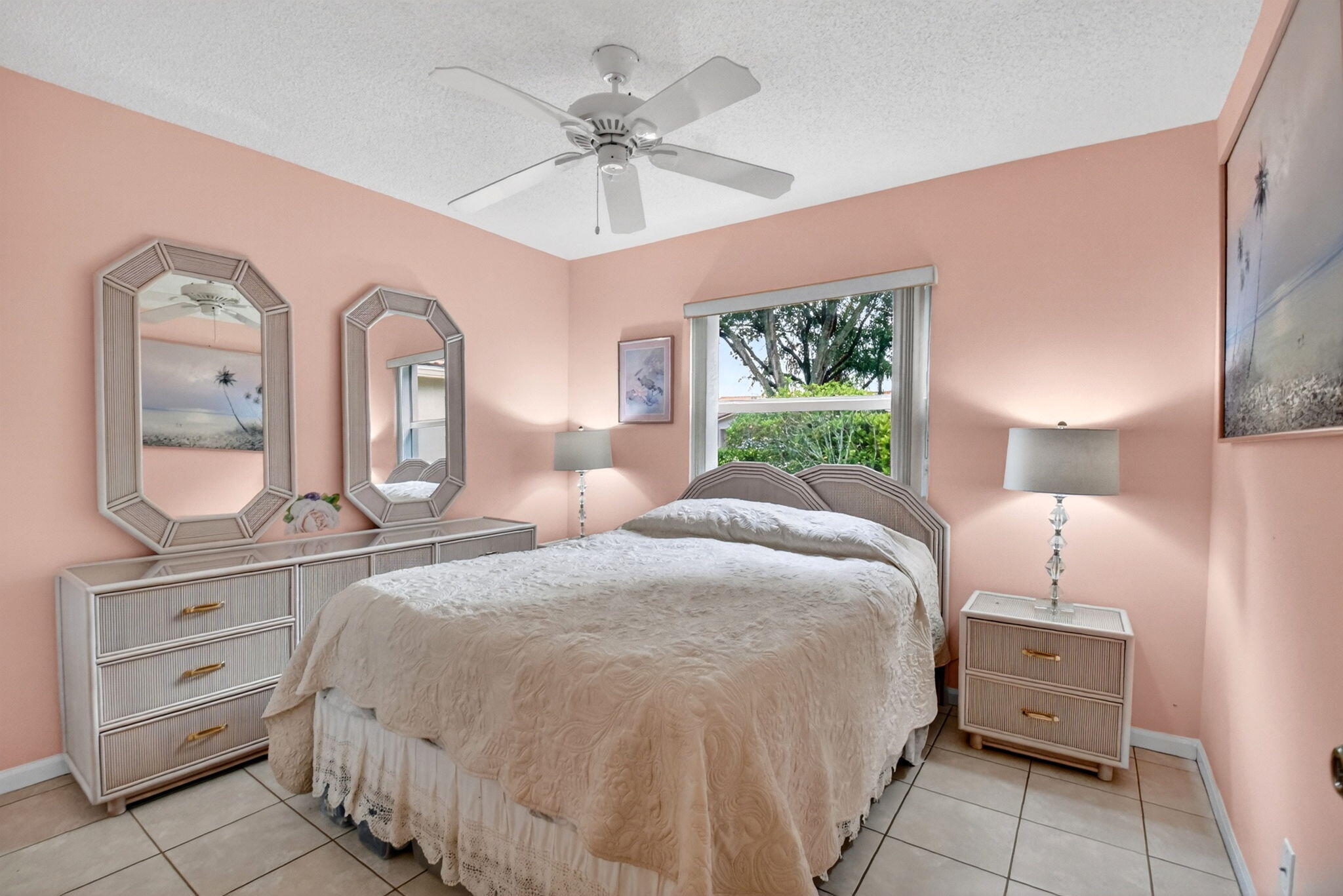 SAUSALITO PLACE - Residential