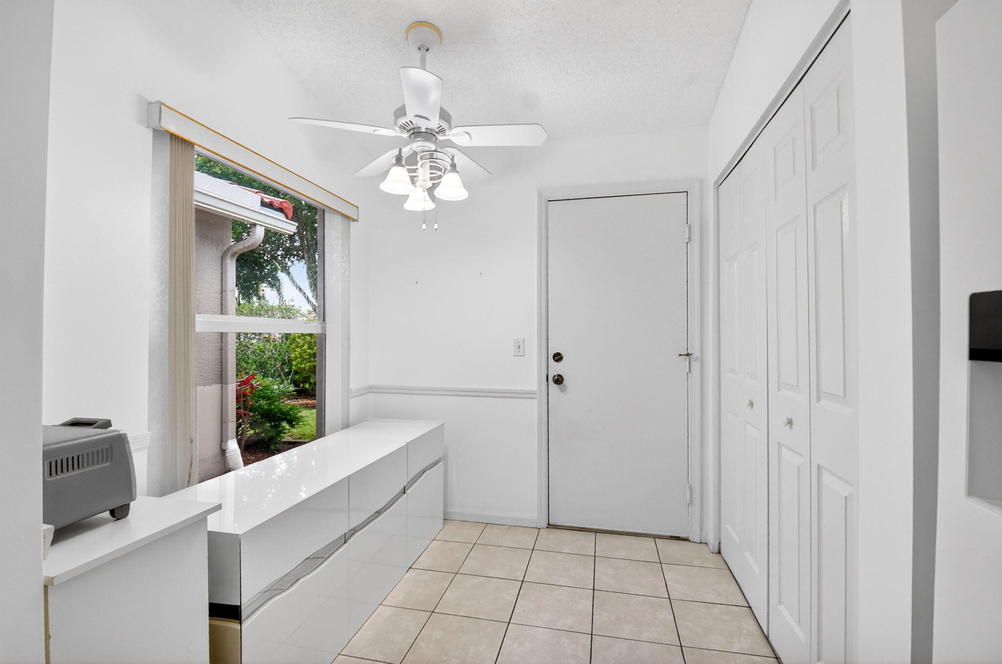 SAUSALITO PLACE - Residential