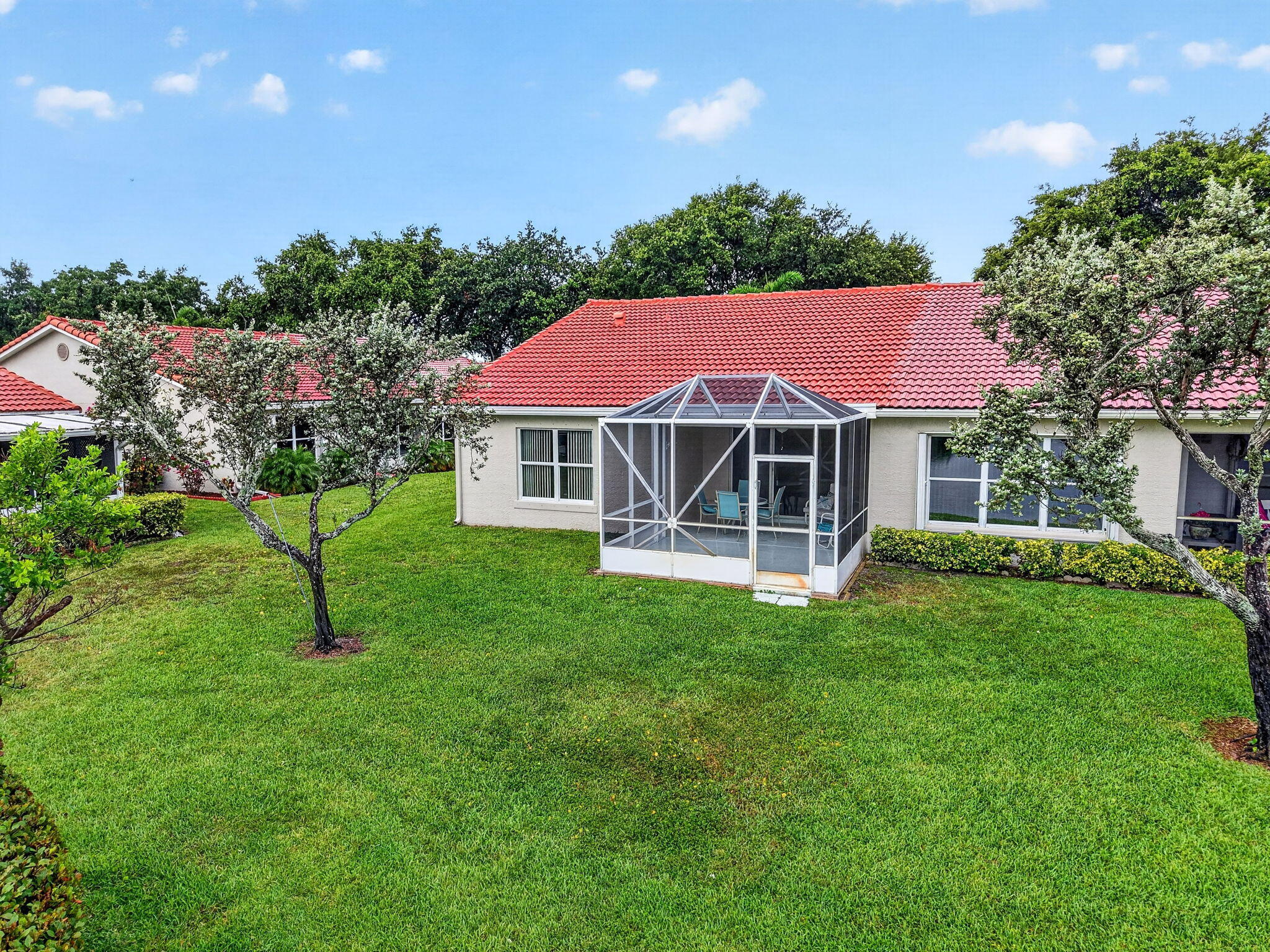 SAUSALITO PLACE - Residential