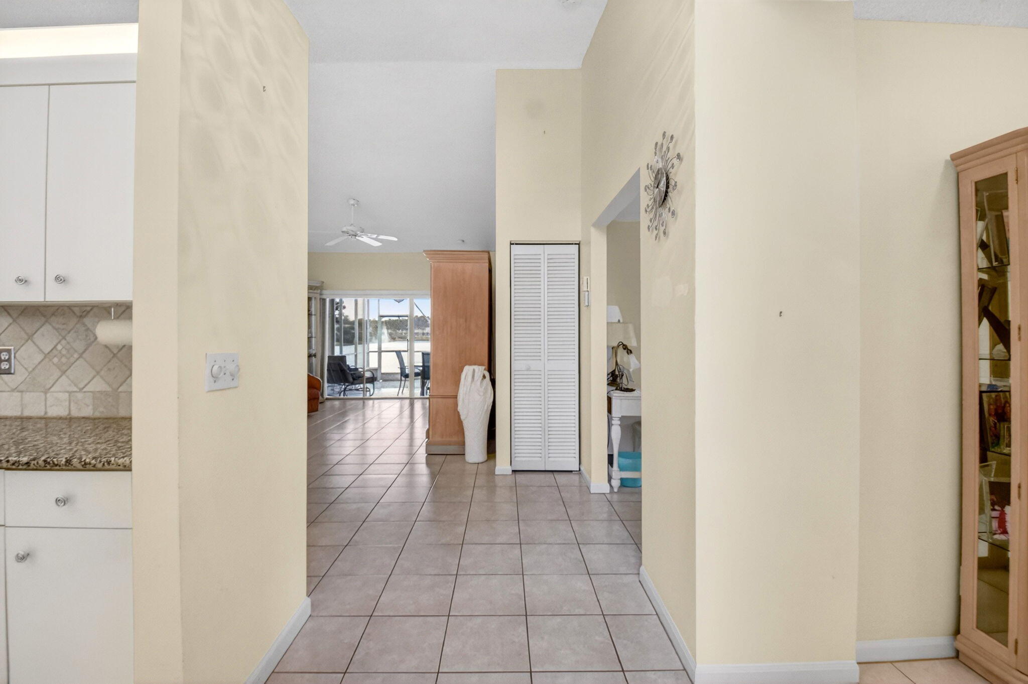 SAUSALITO PLACE - Residential