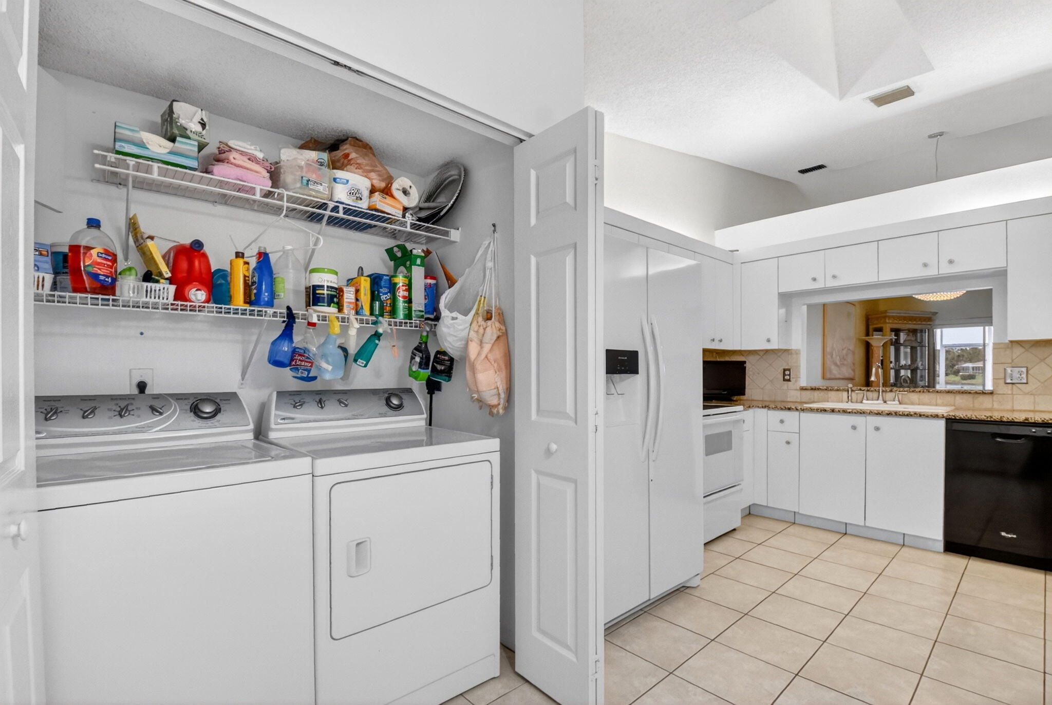 SAUSALITO PLACE - Residential