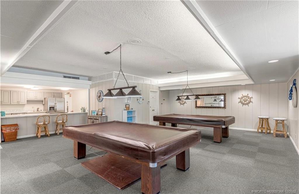 BEACON 21 CONDO - Residential