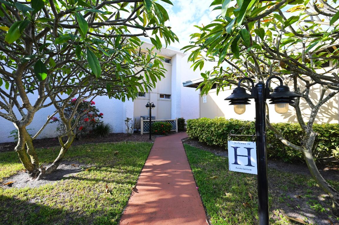 BEACON 21 CONDO - Residential