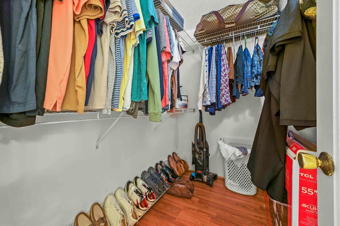 BEACON 21 CONDO - Residential