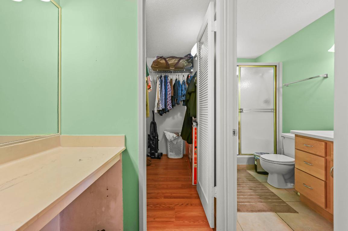 BEACON 21 CONDO - Residential