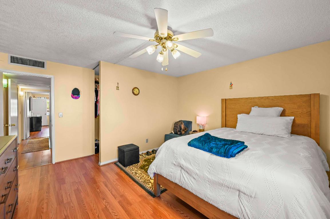 BEACON 21 CONDO - Residential