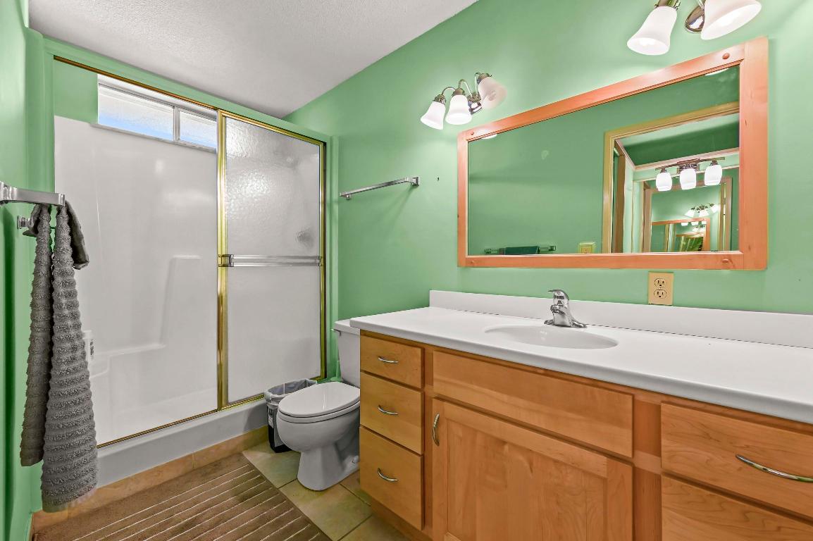 BEACON 21 CONDO - Residential