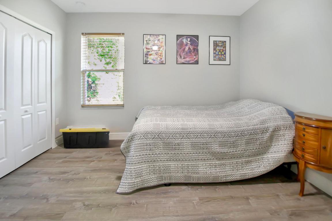 SEBASTIAN HIGHLANDS UNIT 4 - Residential